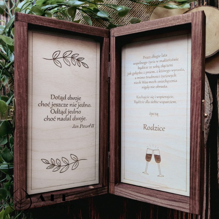 Personalizowane drewniane pudełko ślubne