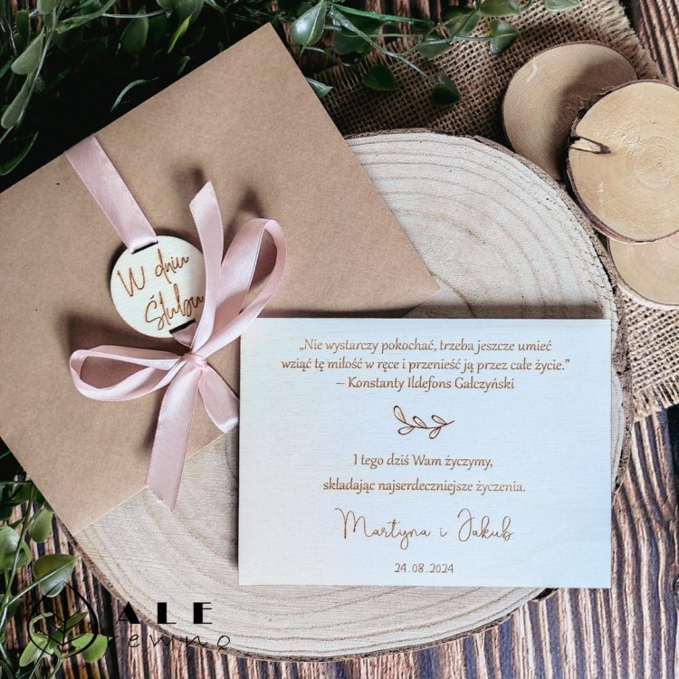 Drewniana kartka personalizowana na ślub