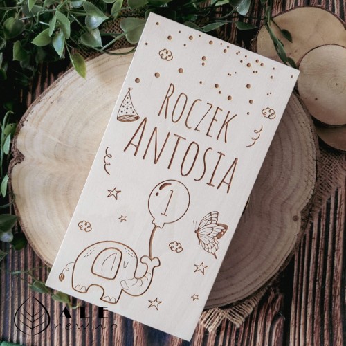 Drewniane pudełko na pieniądze roczek słonik