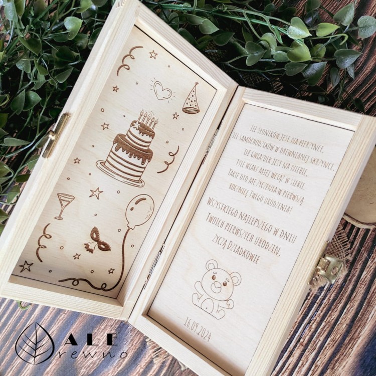Drewniane pudełko urodzinowe prezent dla dziecka