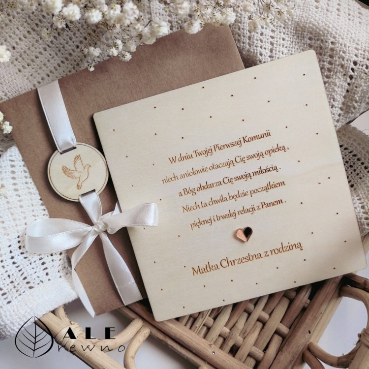 Drewniana kartka na Komunie Świętą