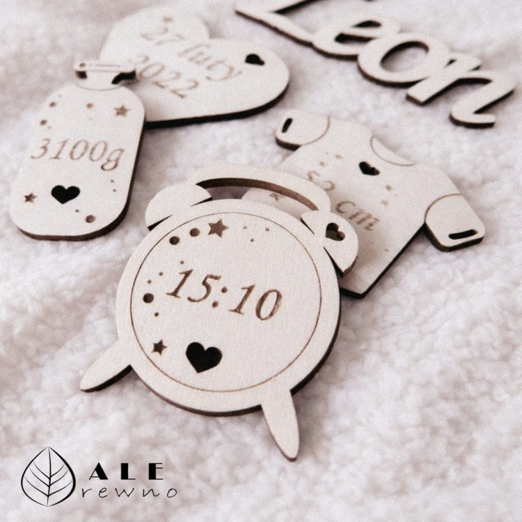 Drewniane metryczki z grawerem