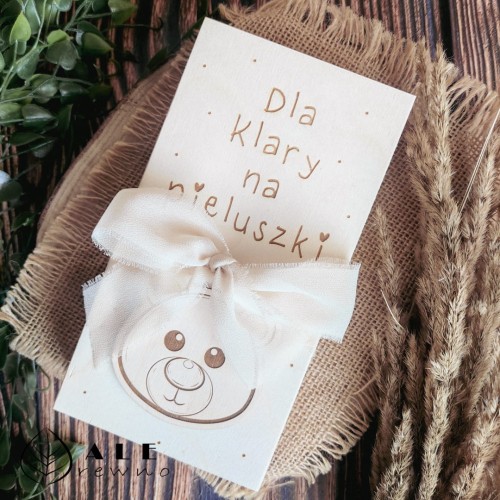 Drewniane pudełko na pieluszki misio